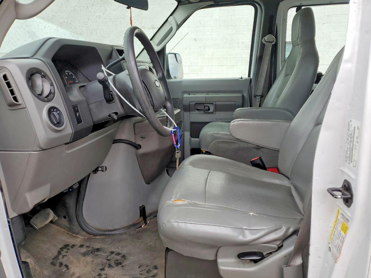FORD ECONOLINE 2012 — 8