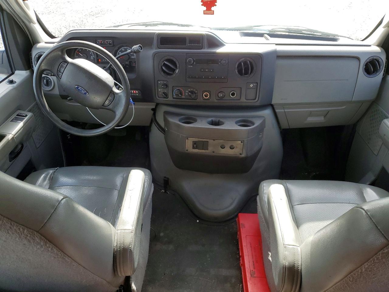 FORD ECONOLINE 2012 — 9