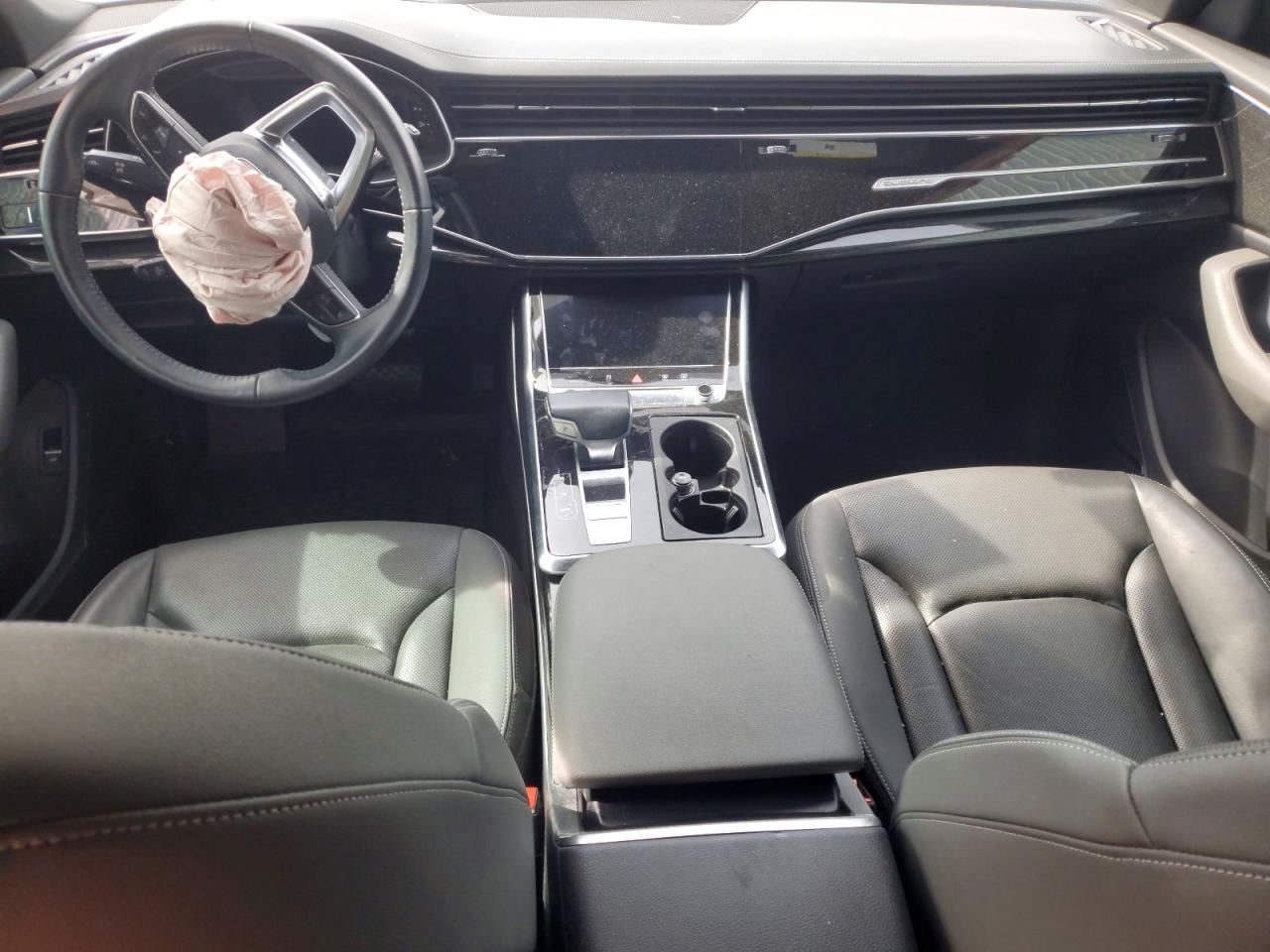 AUDI Q8 2019 — 9