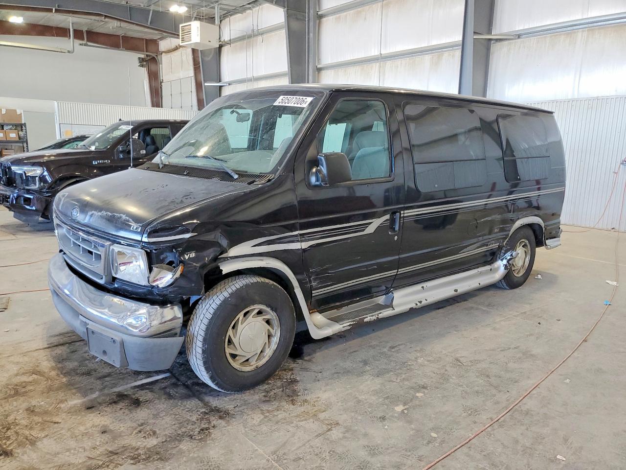 FORD ECONOLINE 2000 — 2