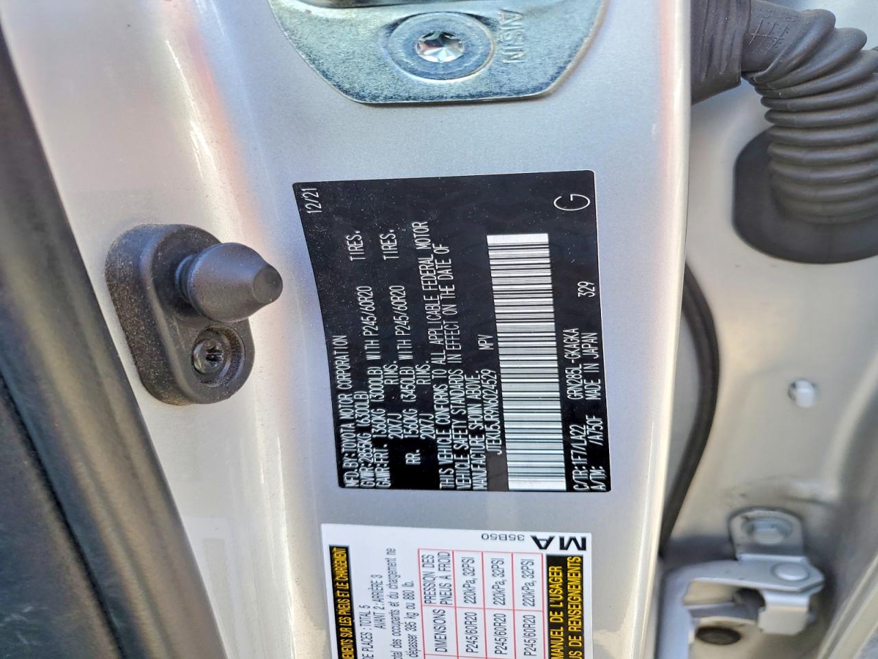 TOYOTA 4RUNNER 2022 — 13