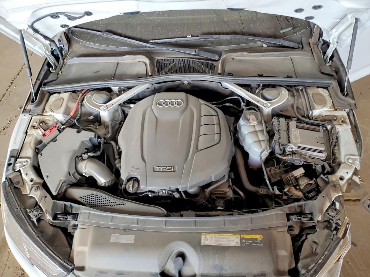 AUDI A4 2019 — 12