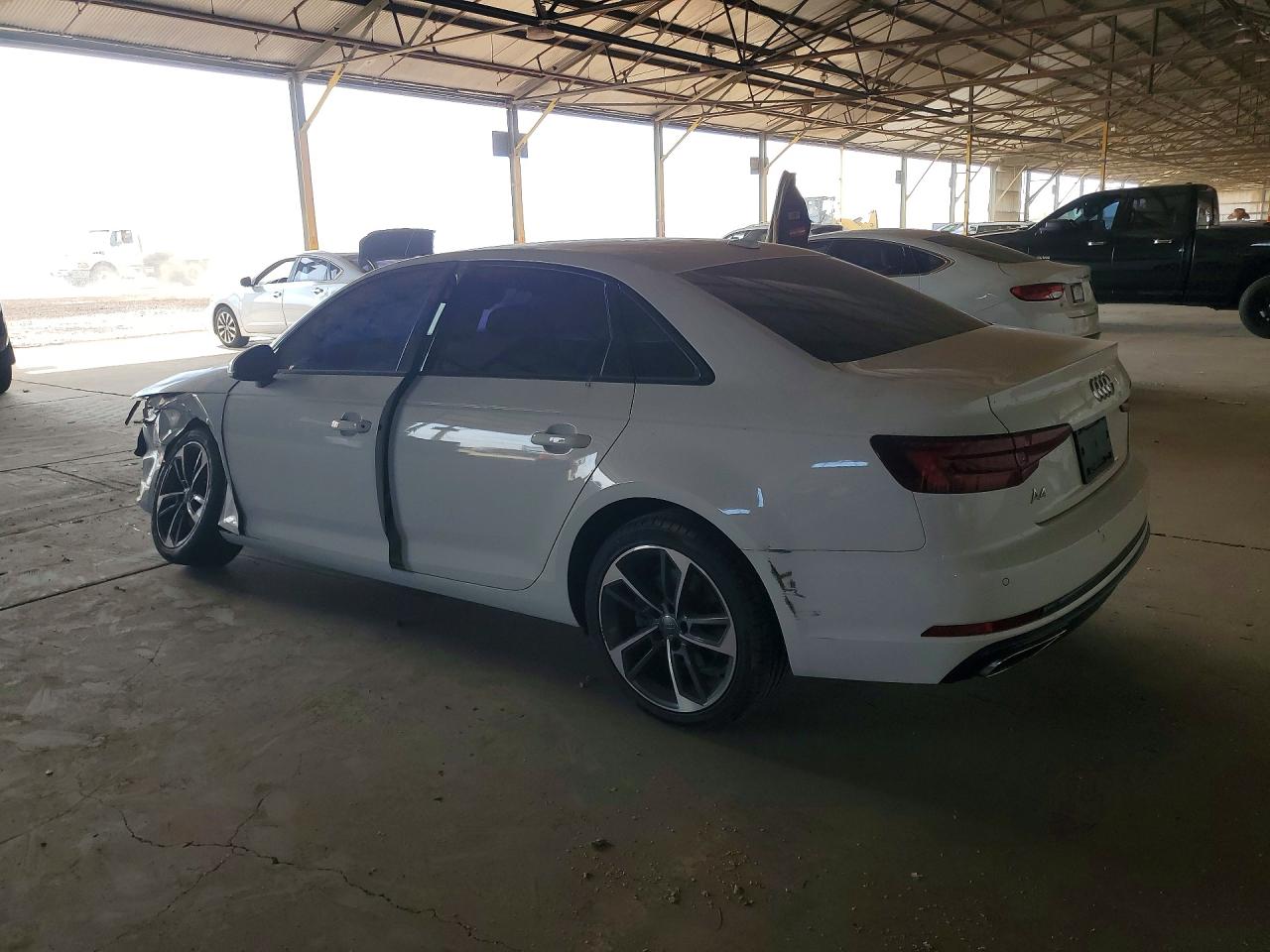 AUDI A4 2019 — 3