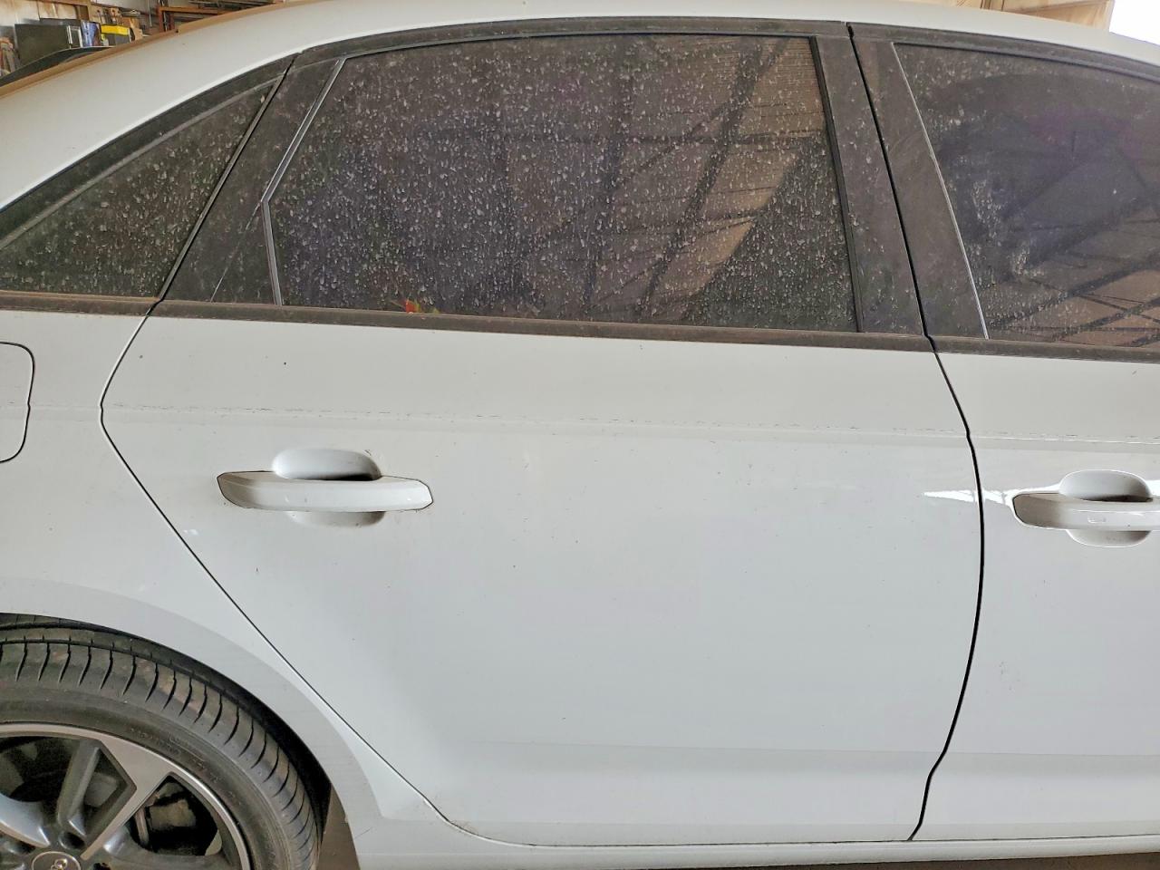 AUDI A4 2019 — 11