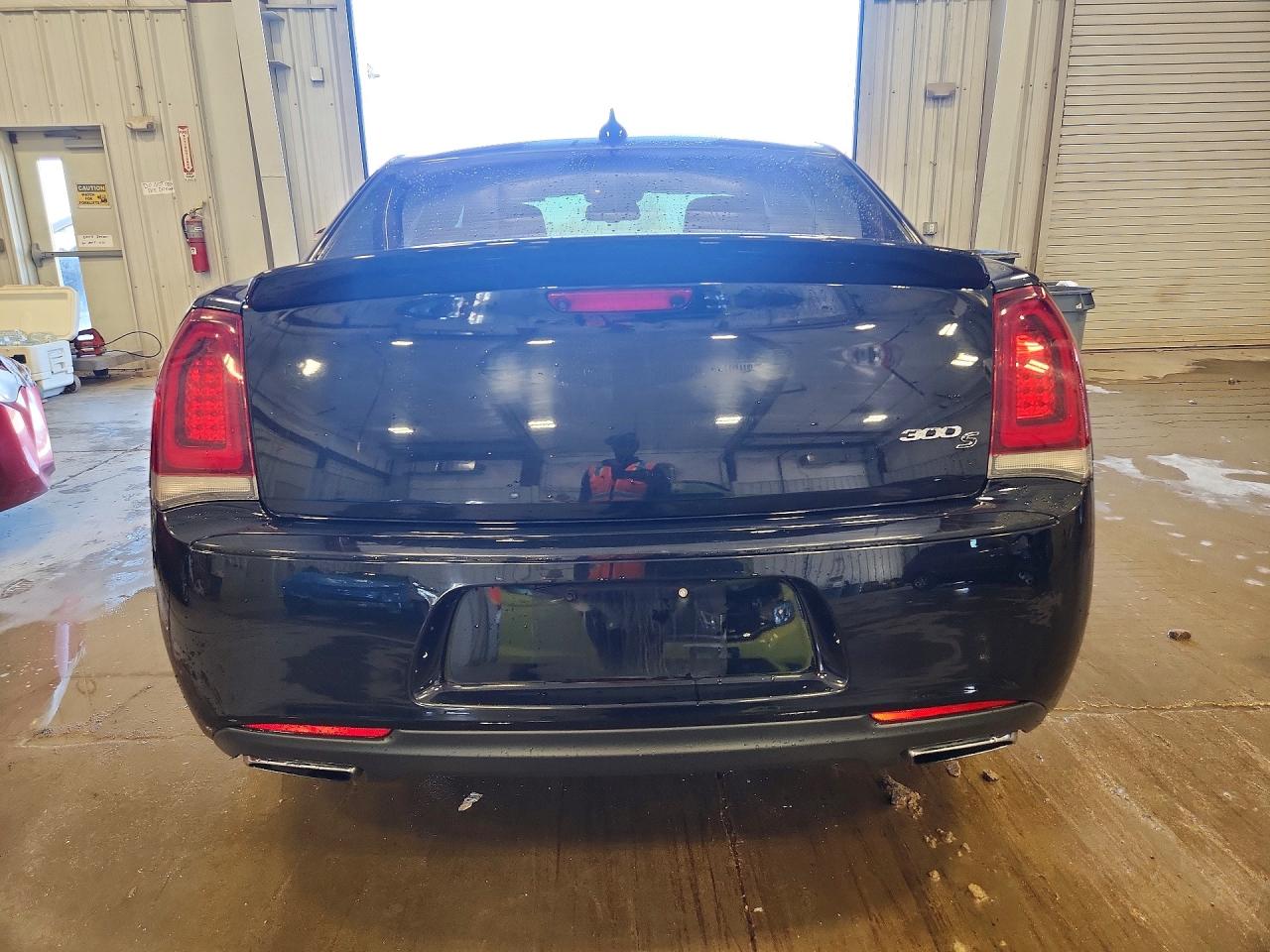 CHRYSLER 300 2015 — 7