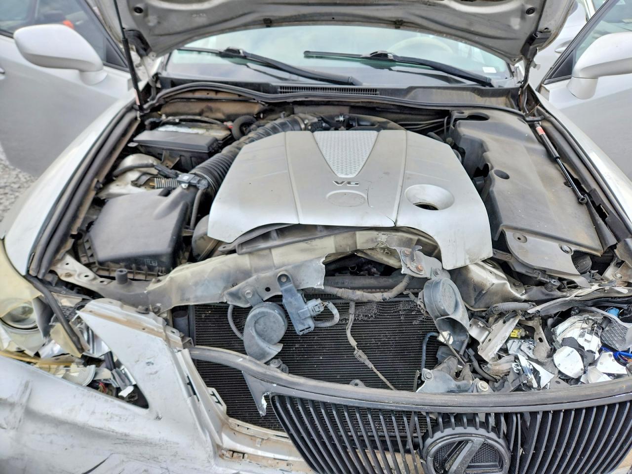 LEXUS IS 2006 — 12