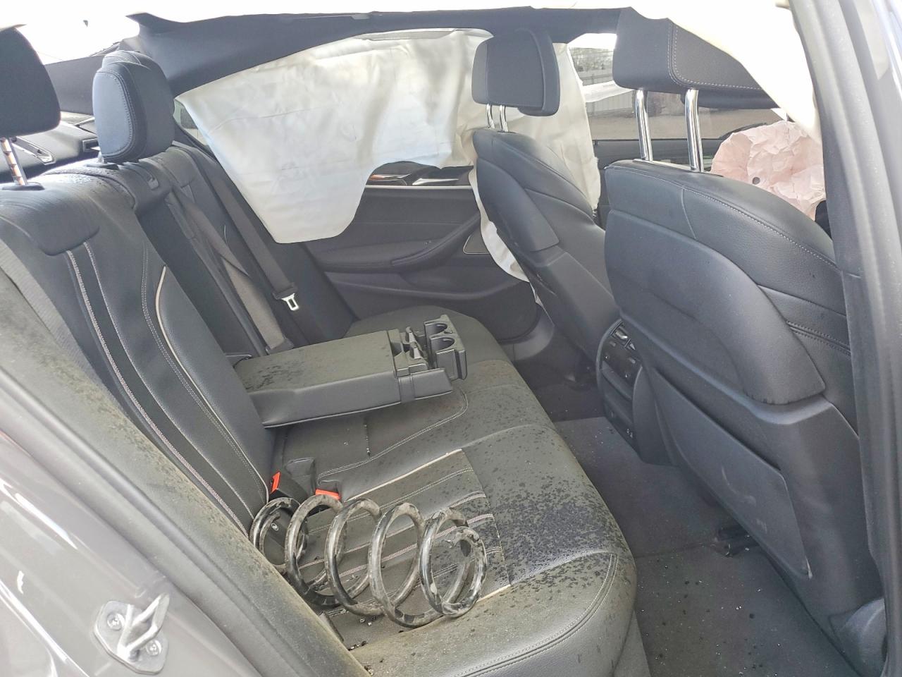 BMW M550XI 2022 — 11