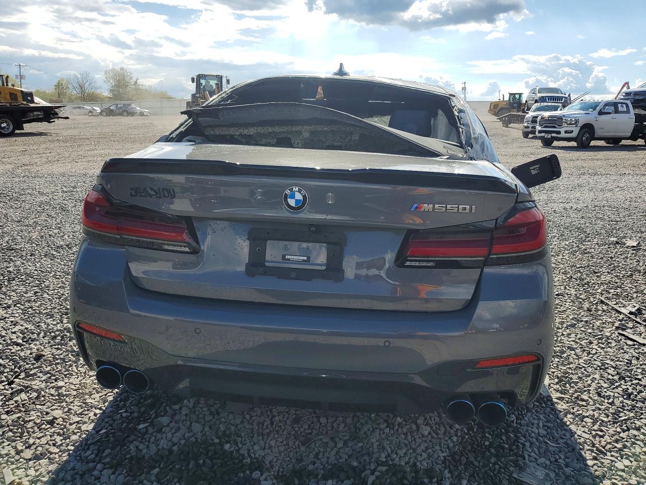 BMW M550XI 2022 — 7