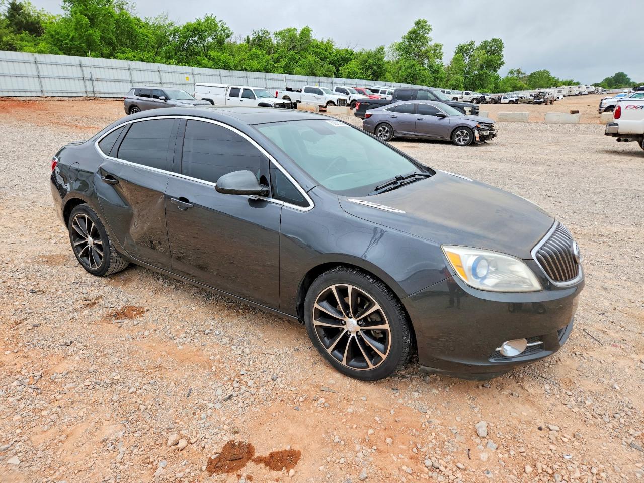 BUICK VERANO 2016 — 5