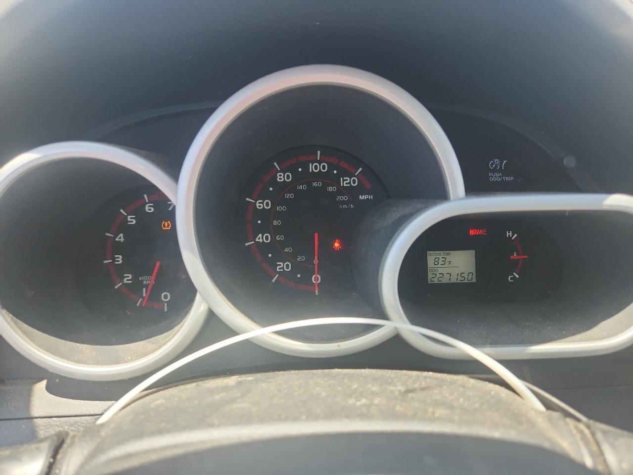 TOYOTA COROLLA MATRIX 2010 — 10