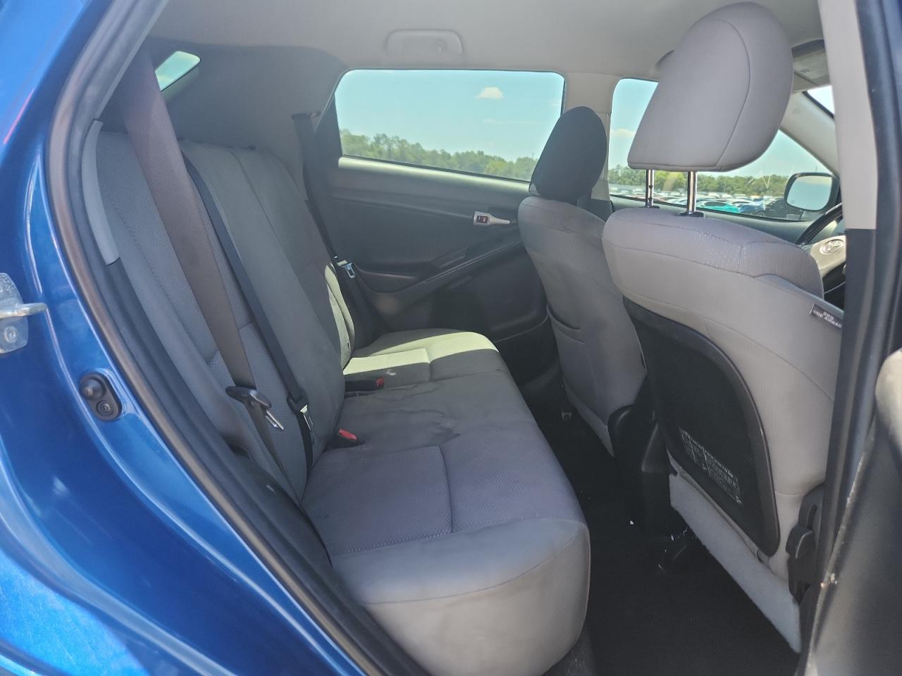 TOYOTA COROLLA MATRIX 2010 — 11