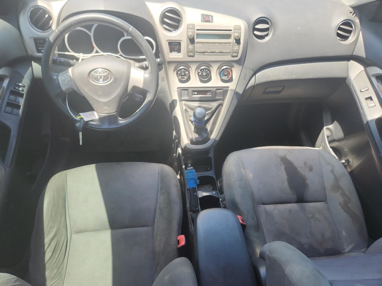 TOYOTA COROLLA MATRIX 2010 — 9