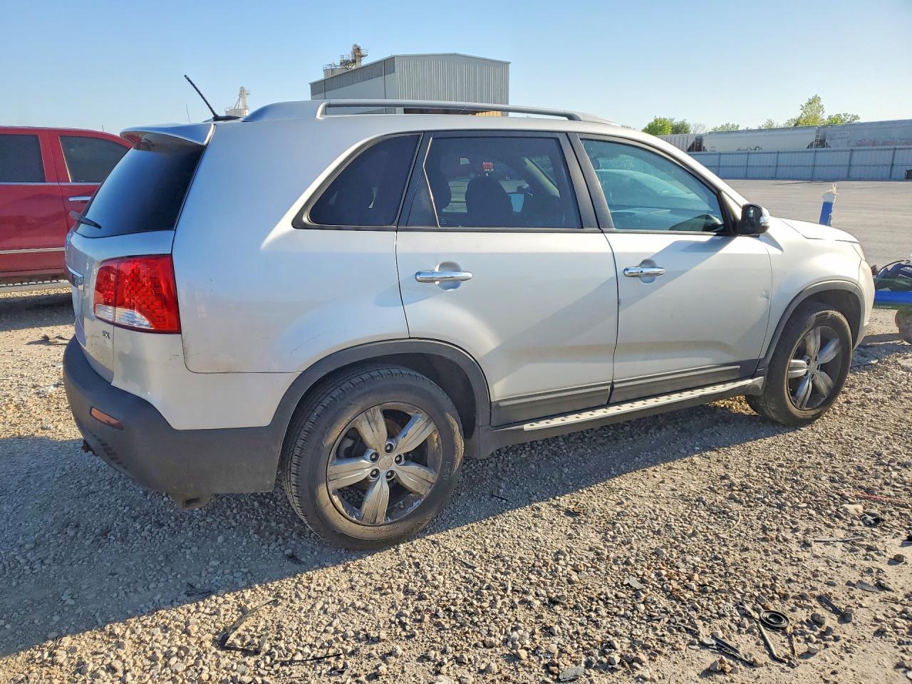 KIA SORENTO 2012 — 4