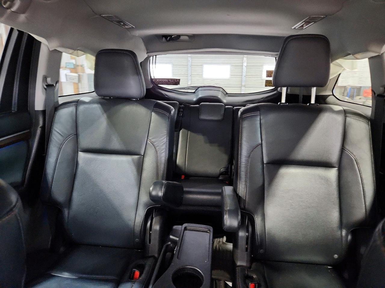 TOYOTA HIGHLANDER 2014 — 11