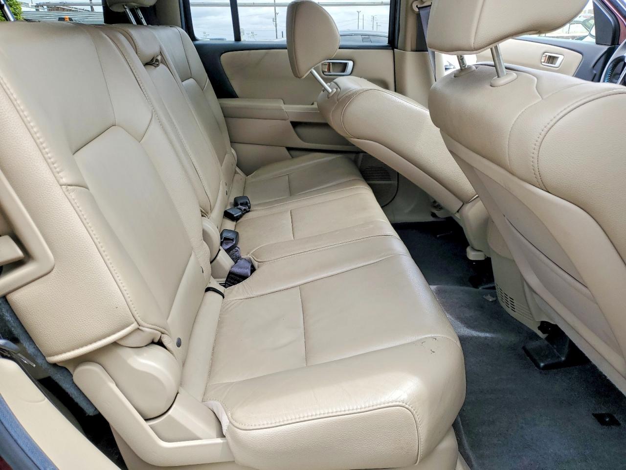 HONDA PILOT 2012 — 12