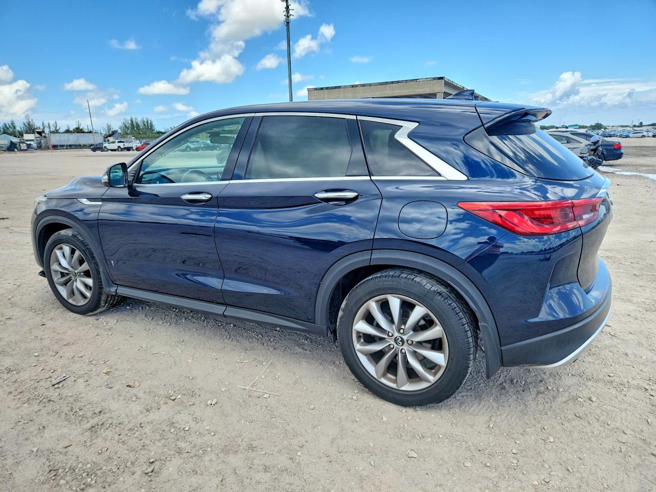 INFINITI QX50 2019 — 3