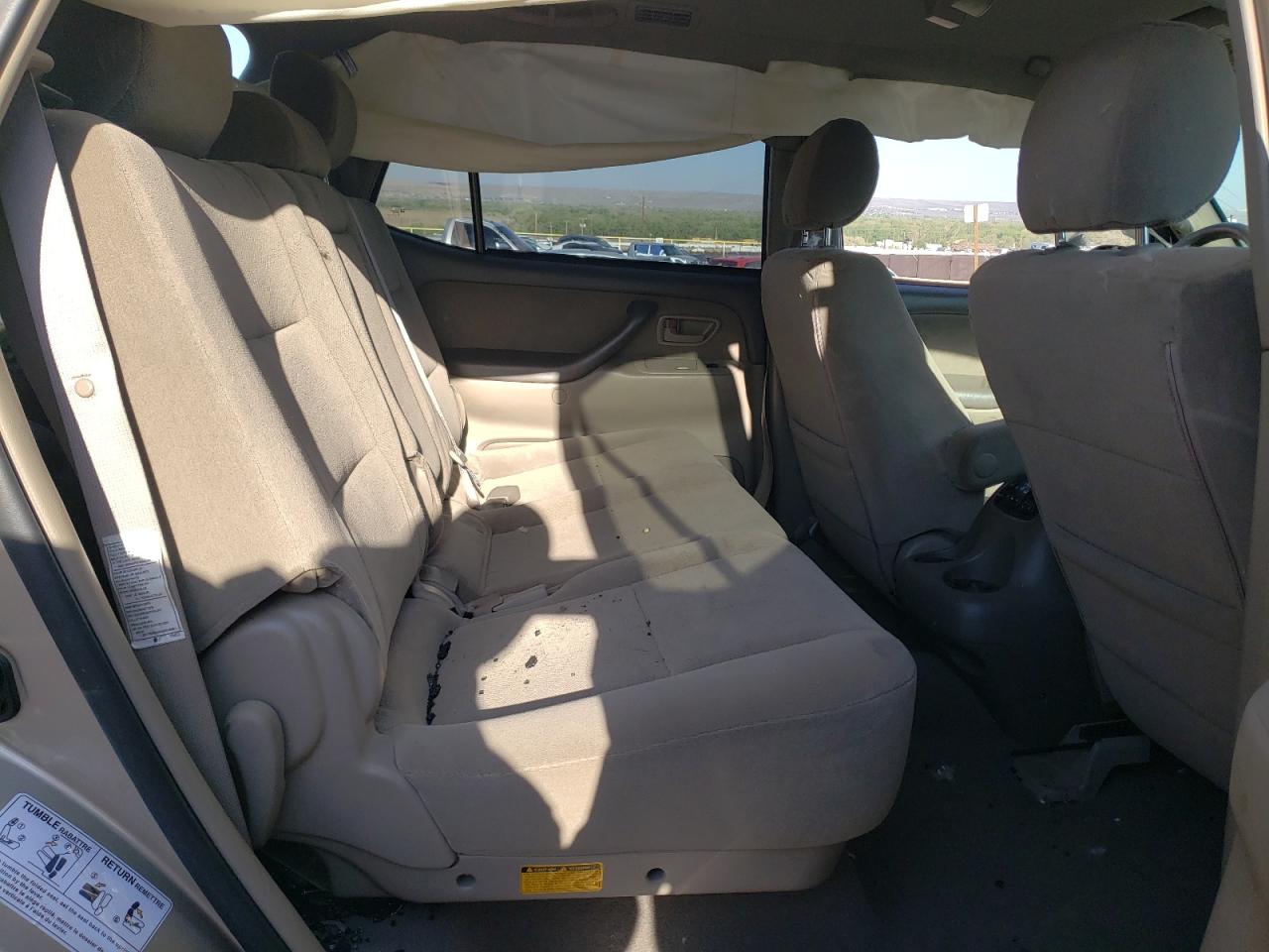 TOYOTA SEQUOIA 2005 — 11