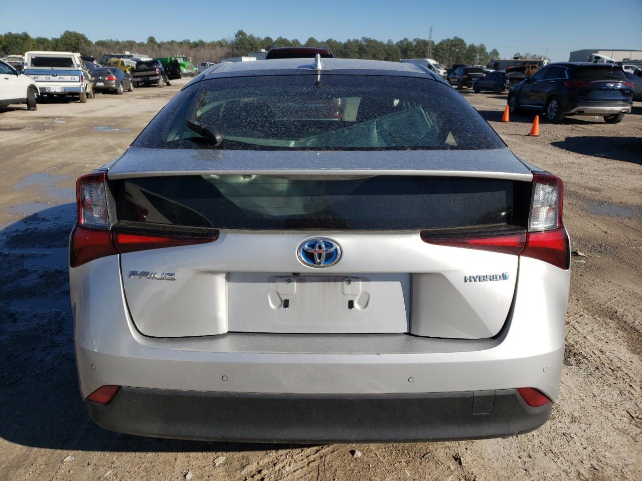 TOYOTA PRIUS 2019 — 7