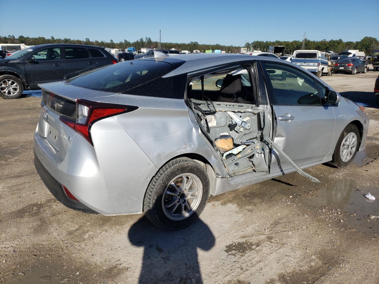 TOYOTA PRIUS 2019 — 4