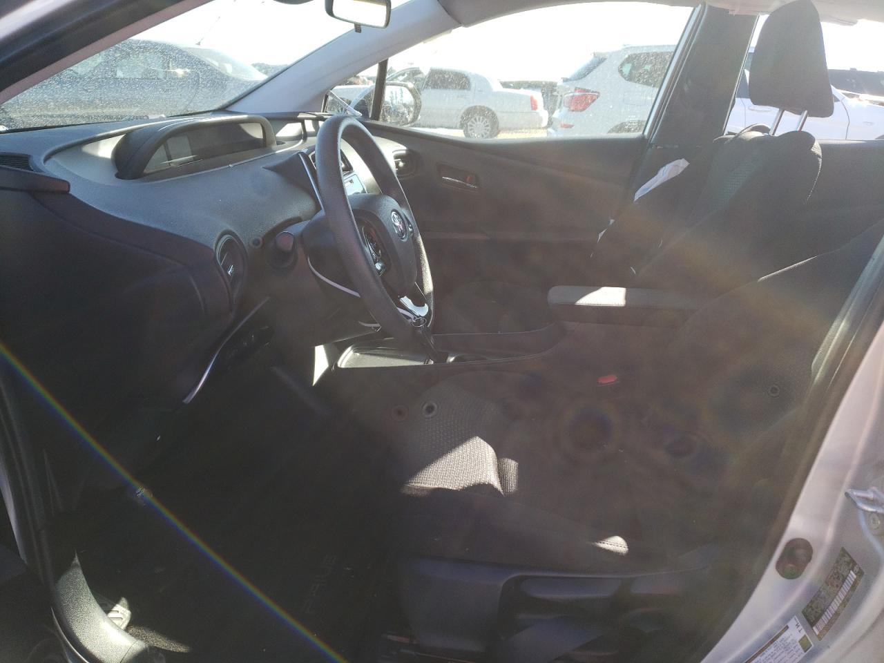 TOYOTA PRIUS 2019 — 8