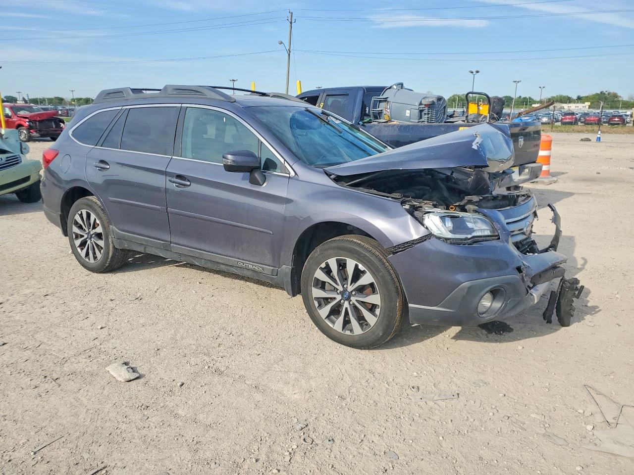 SUBARU OUTBACK 2016 — 5