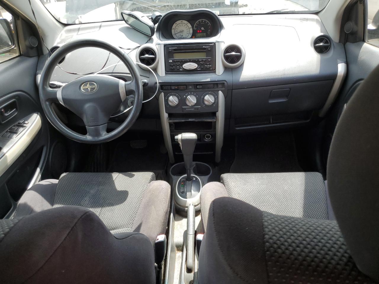 TOYOTA SCION XA 2005 — 9