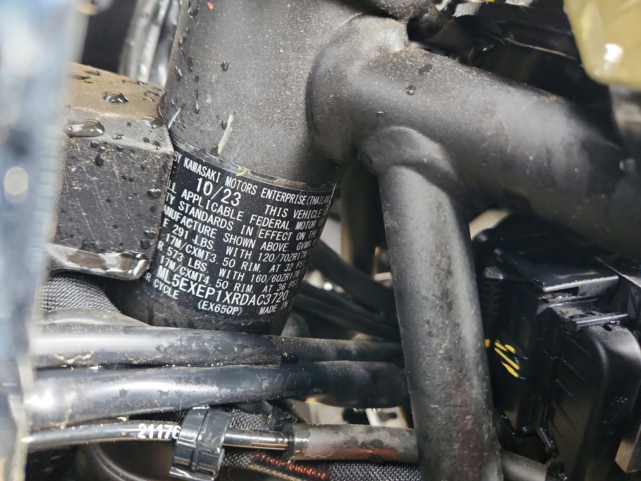 KAWASAKI EX650 2024 — 10