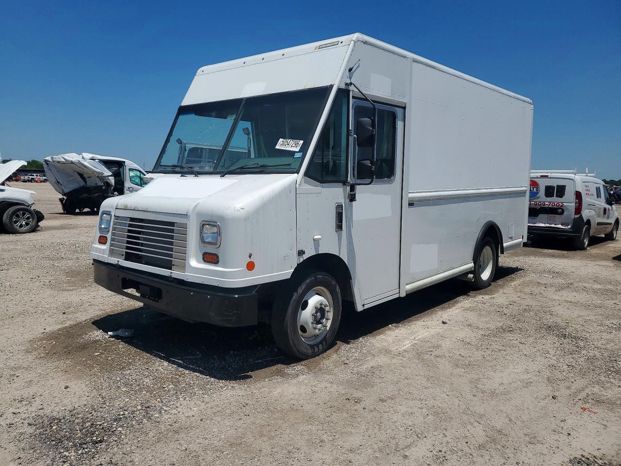 2022 FORD F59