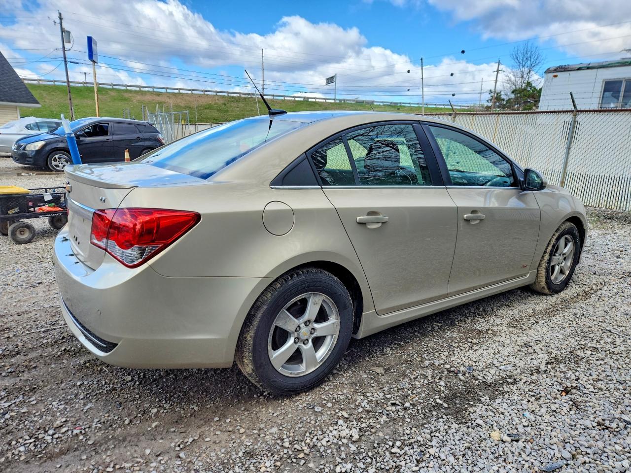 CHEVROLET CRUZE 2011 — 4
