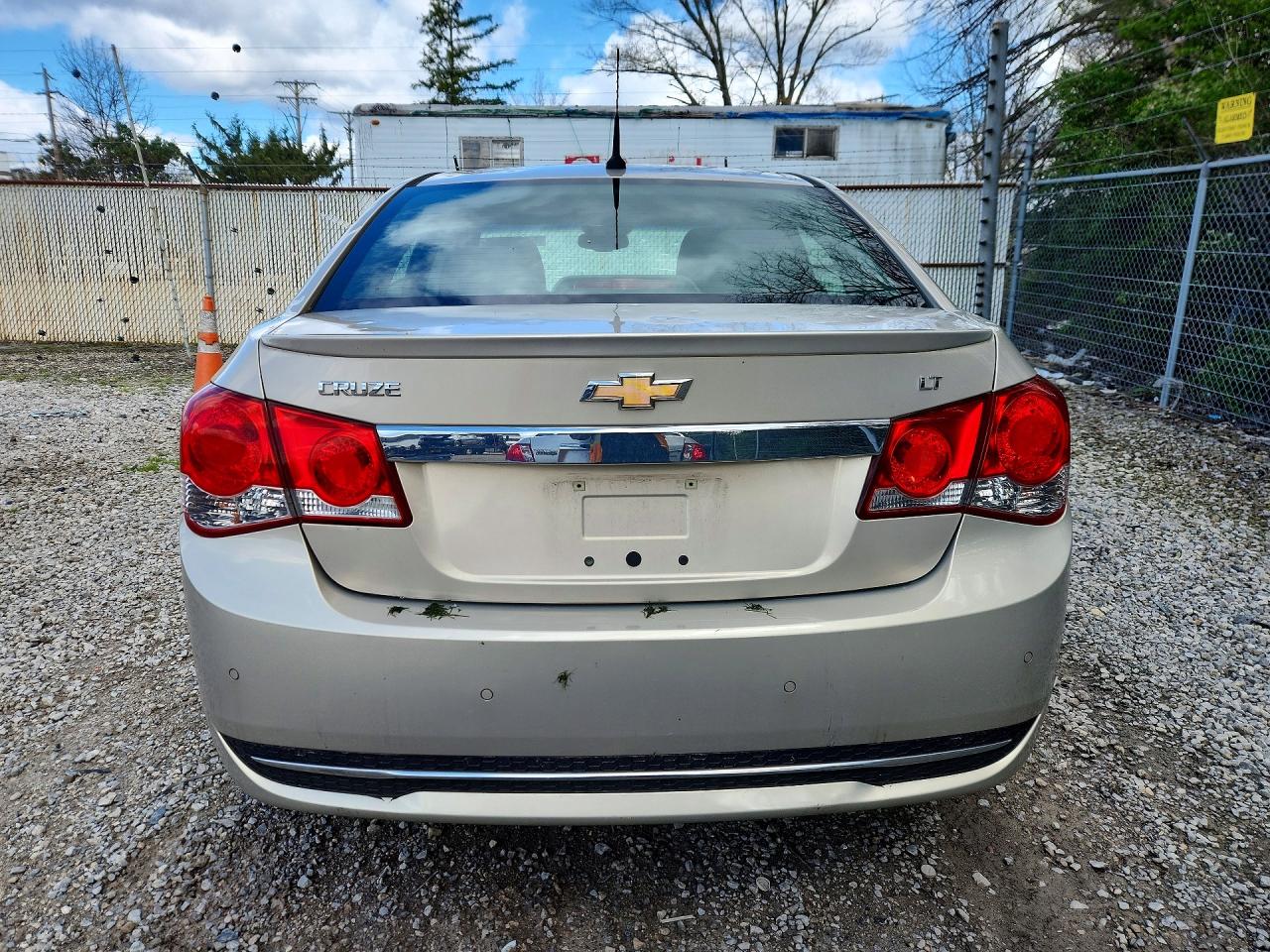 CHEVROLET CRUZE 2011 — 7