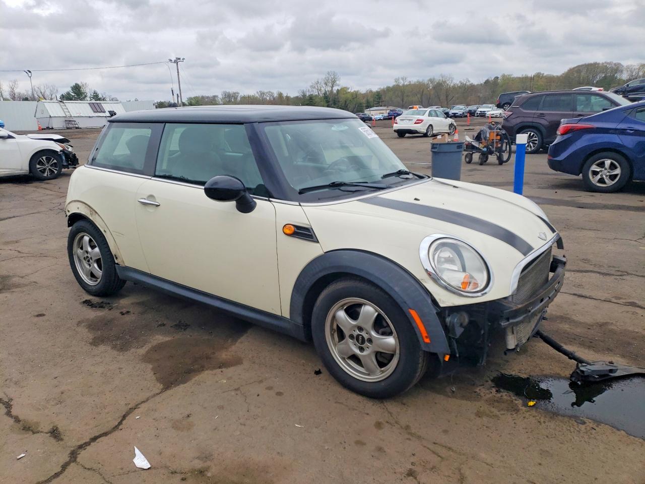 MINI COOPER 2011 — 5