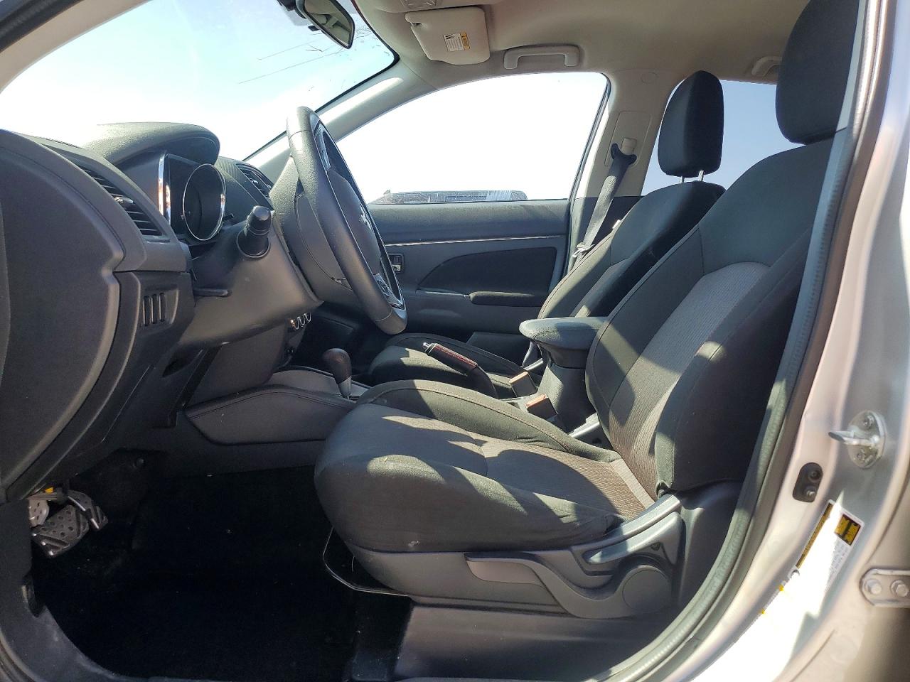 MITSUBISHI OUTLANDER SPORT 2019 — 8