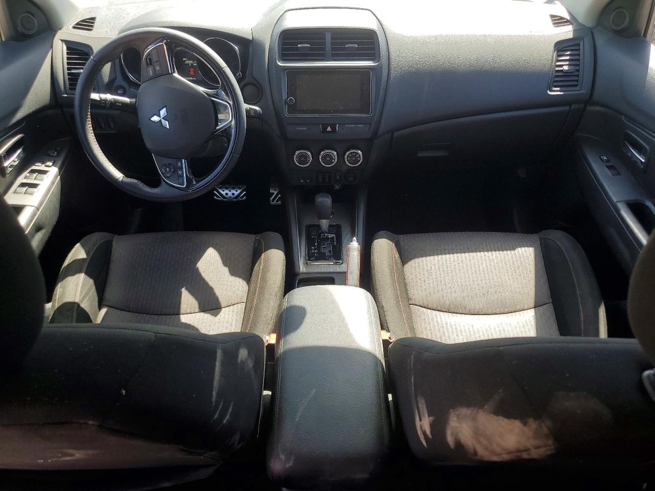 MITSUBISHI OUTLANDER SPORT 2019 — 9