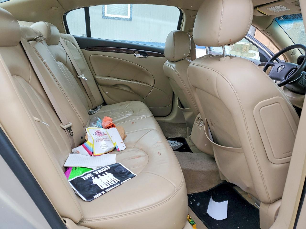 BUICK LUCERNE 2007 — 11