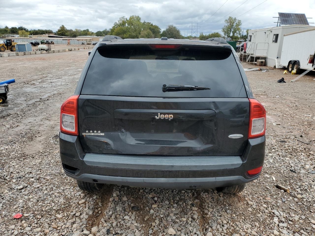 JEEP COMPASS 2011 — 7