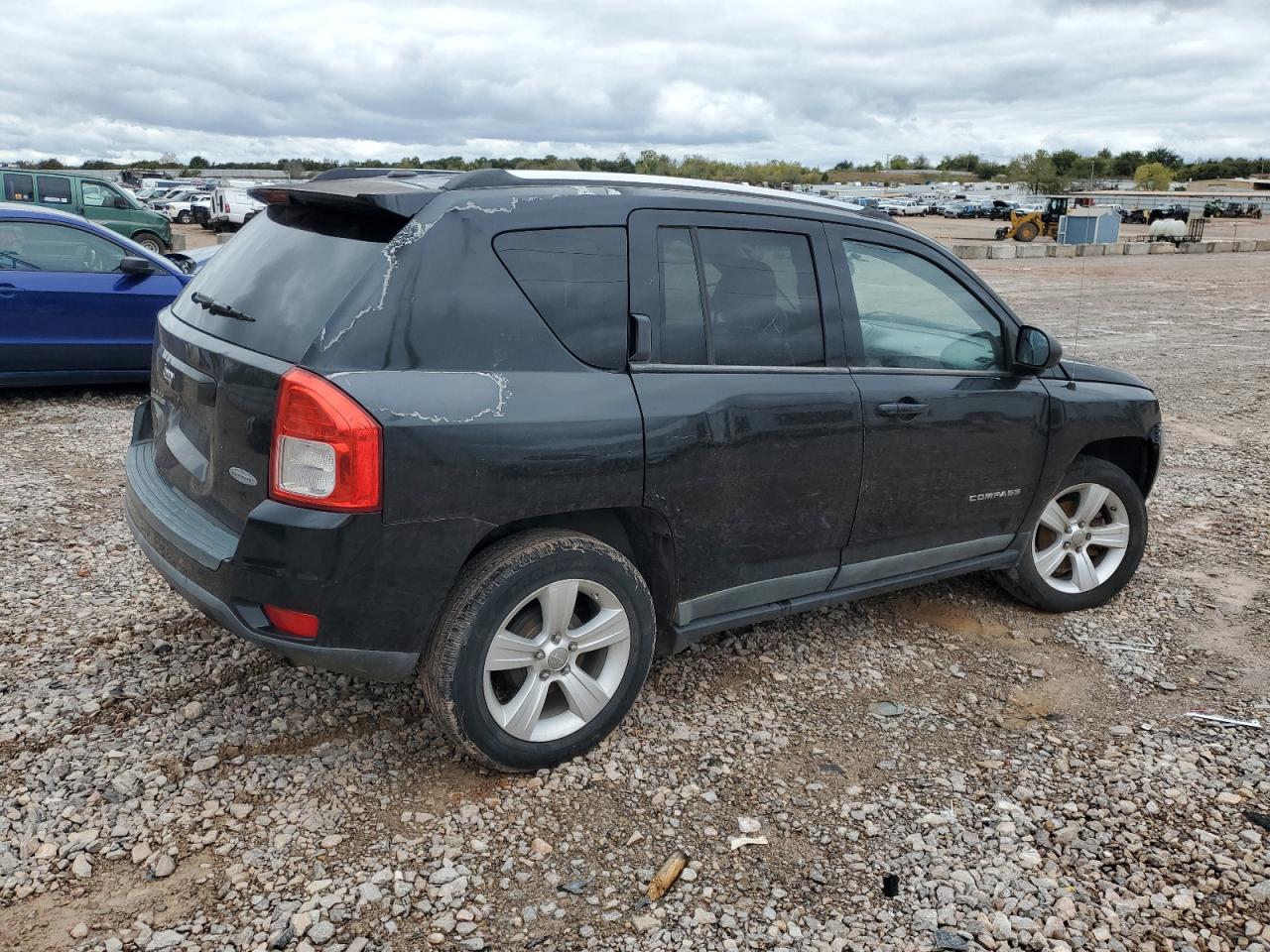 JEEP COMPASS 2011 — 4