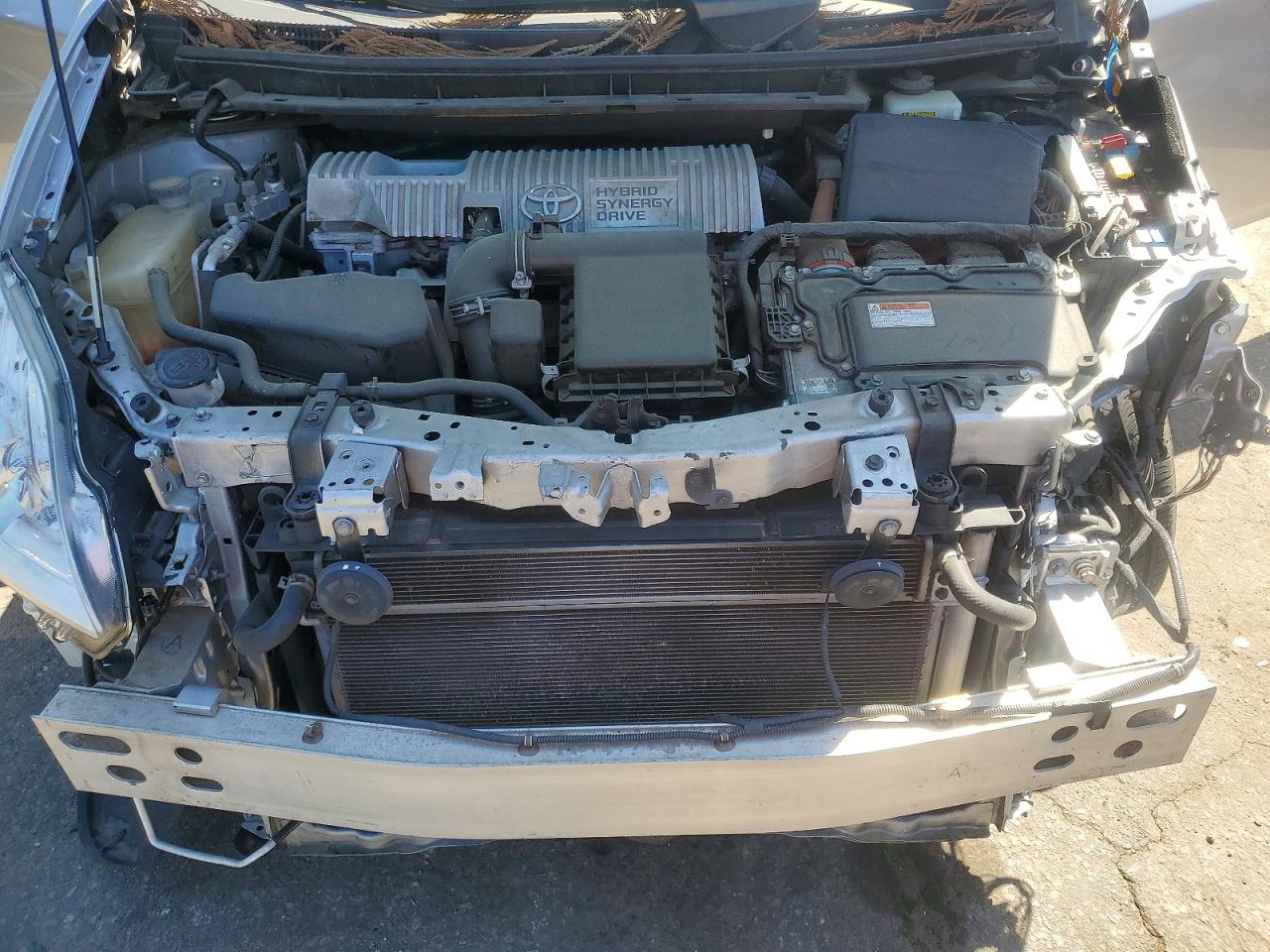 TOYOTA PRIUS 2013 — 12