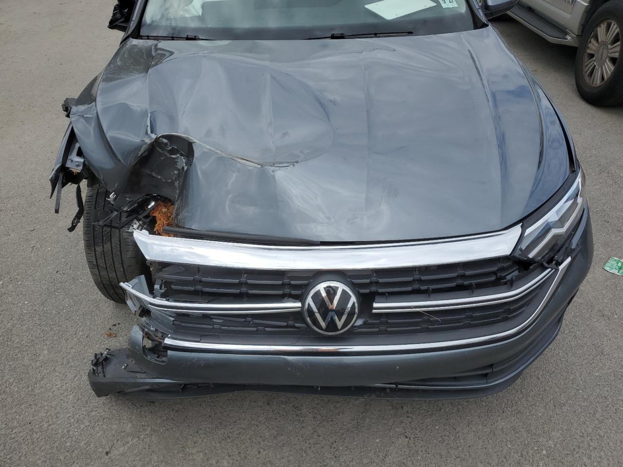 VOLKSWAGEN JETTA 2022 — 12