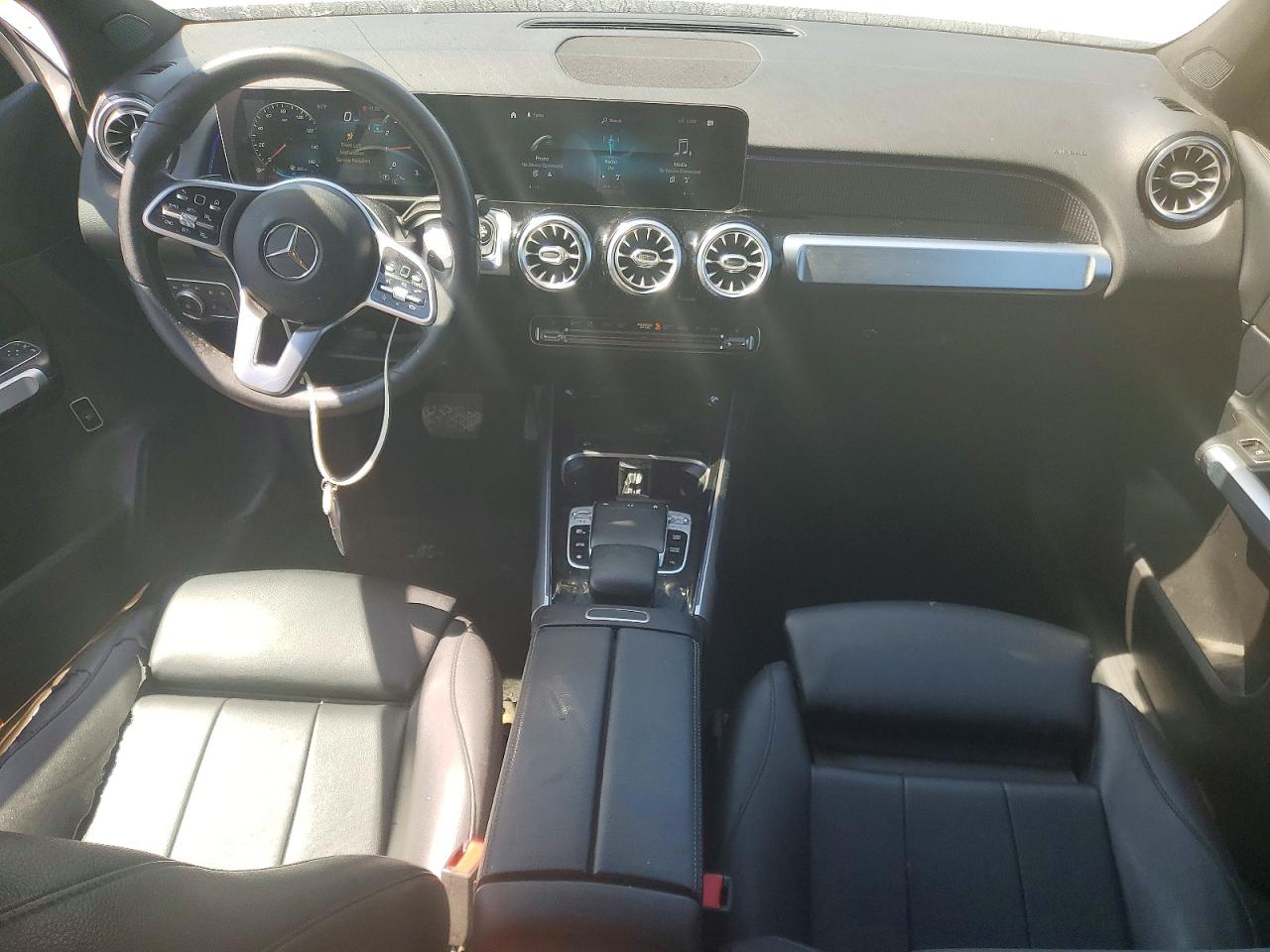 MERCEDES-BENZ GLB 2020 — 9