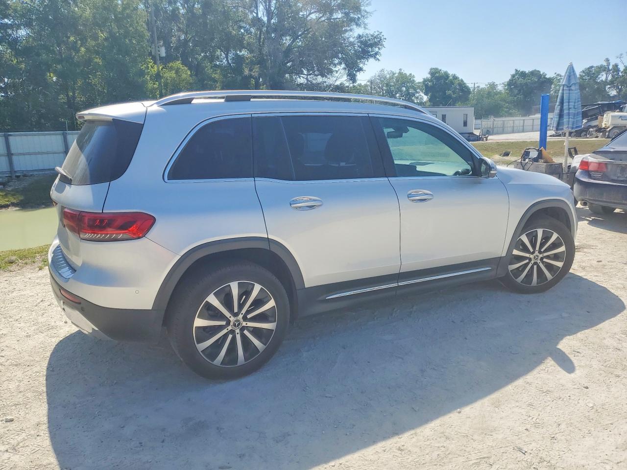 MERCEDES-BENZ GLB 2020 — 4