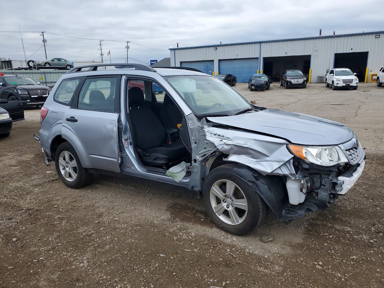 SUBARU FORESTER 2013 — 5