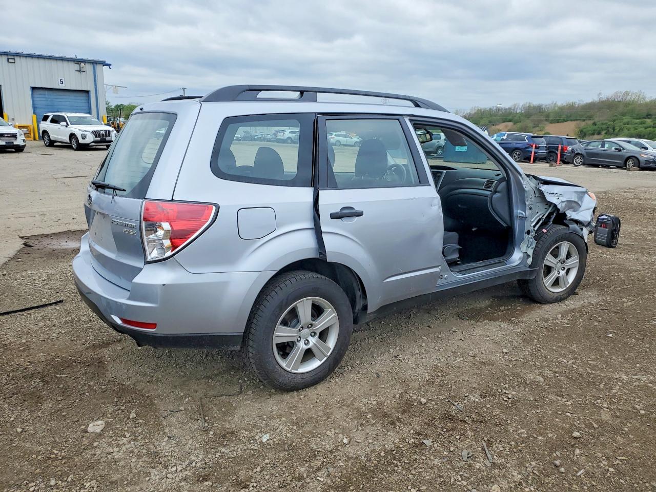 SUBARU FORESTER 2013 — 4