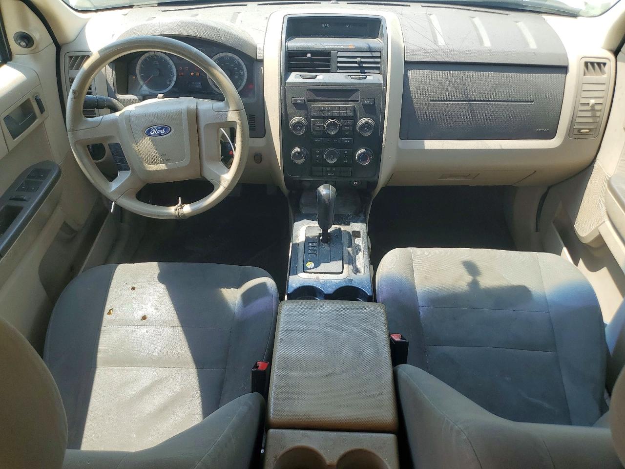 FORD ESCAPE 2009 — 9