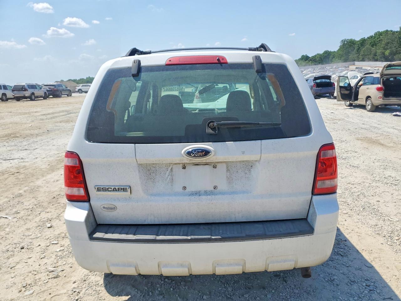 FORD ESCAPE 2009 — 7