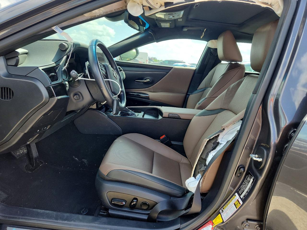 LEXUS ES 350 2025 — 8