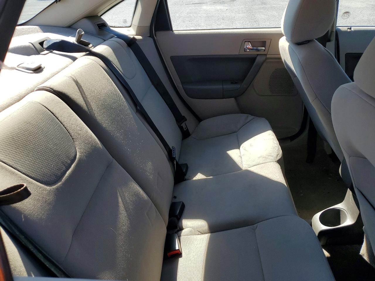 FORD FOCUS 2008 — 11