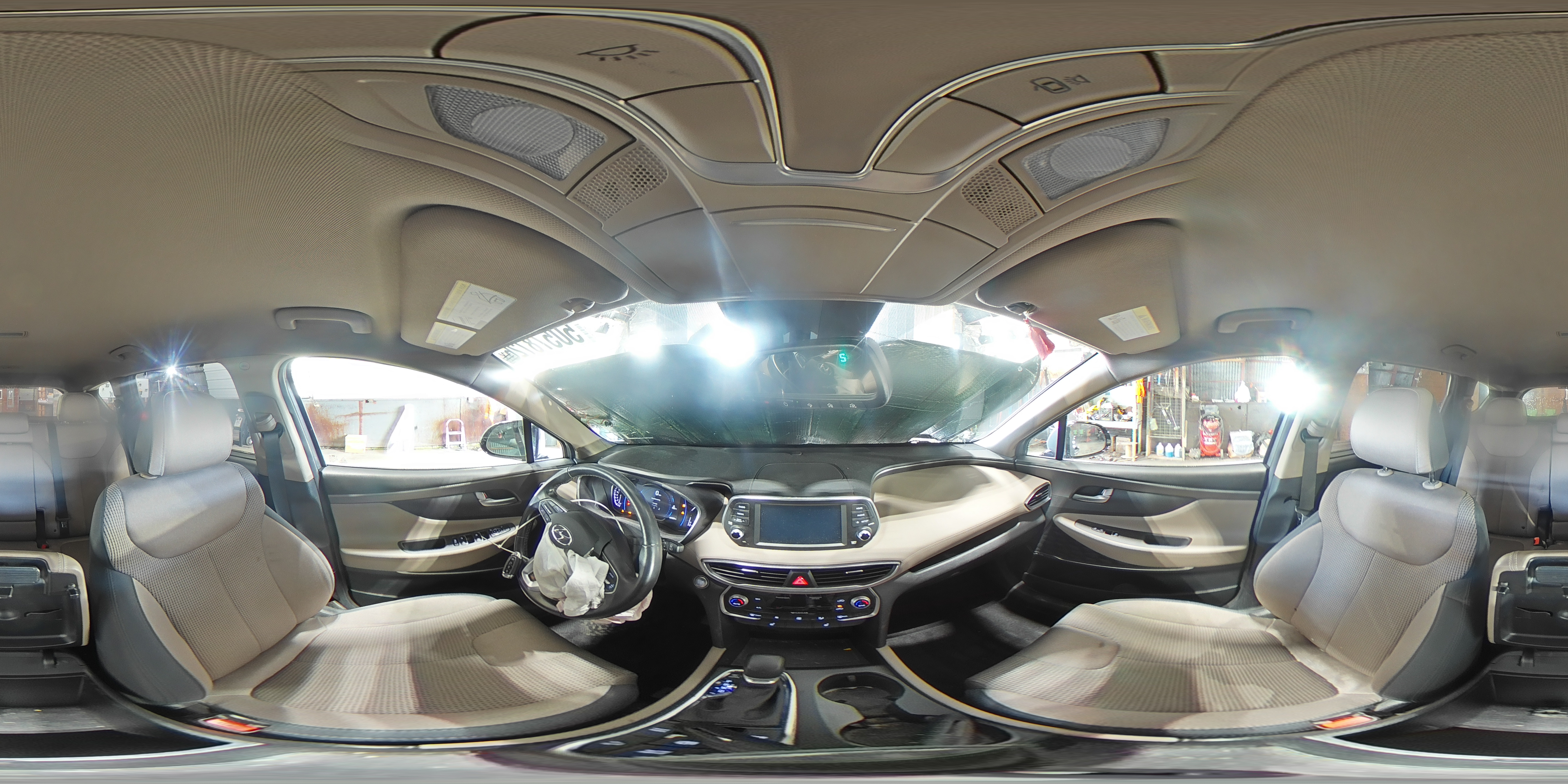 HYUNDAI SANTA FE 2020 — 15