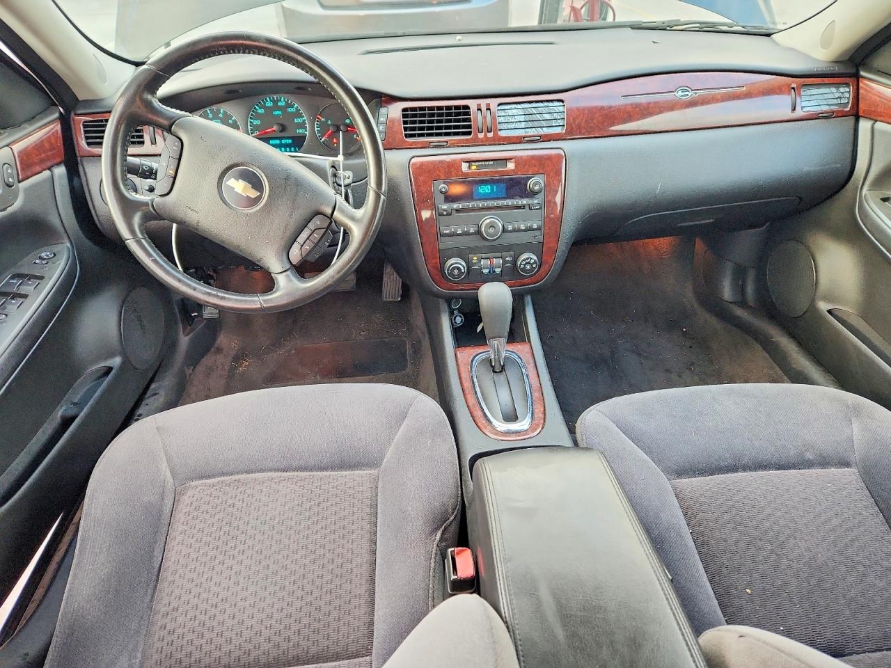 CHEVROLET IMPALA 2010 — 9