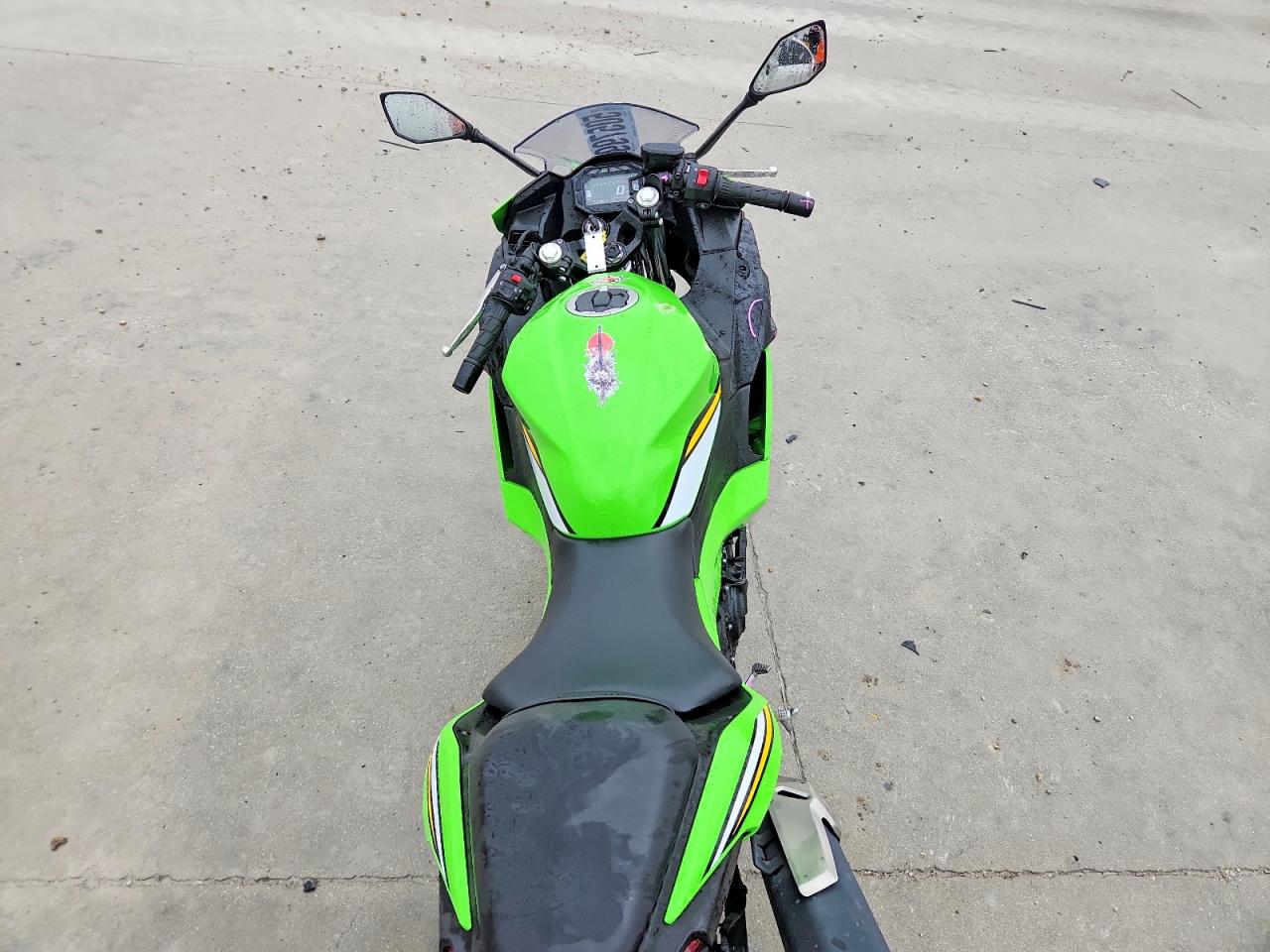 KAWASAKI EX500 2025 — 7