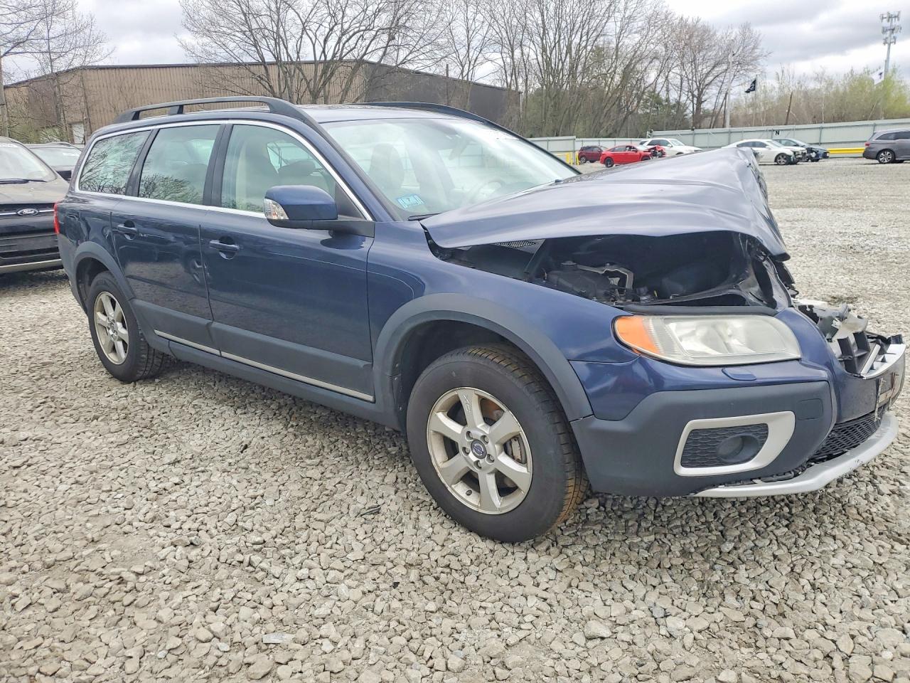 VOLVO XC70 2010 — 5